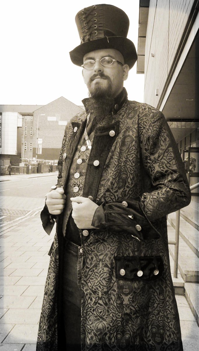 BradH094's tweet photo. #Alcon2015 http://t.co/YVKJrhhByy