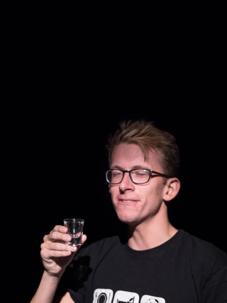 fivedrinksplay's tweet photo. Whilst @Jakeshaker, @cathmonster and a photoless @KyleJamesHP are currently working in Leeds and London! http://t.co/iPeYxtWo9u