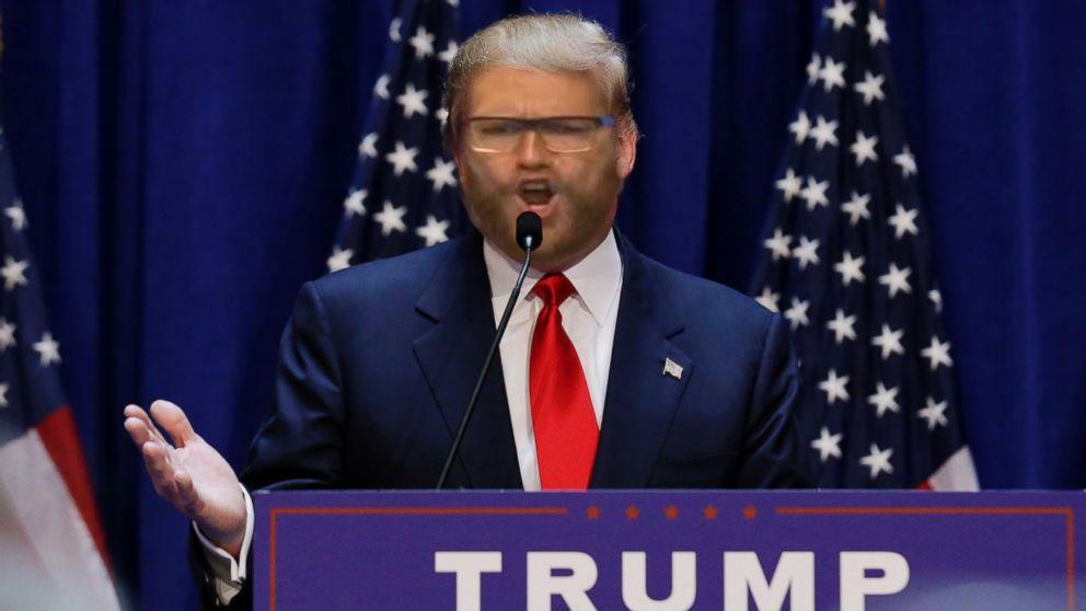 PeterKonditor's tweet photo. Ich hab so das Gefühl das Nils gerade in den US of A als Präsident kandidiert. #rbtv #zmb #votenils http://t.co/O5kYoyenNT