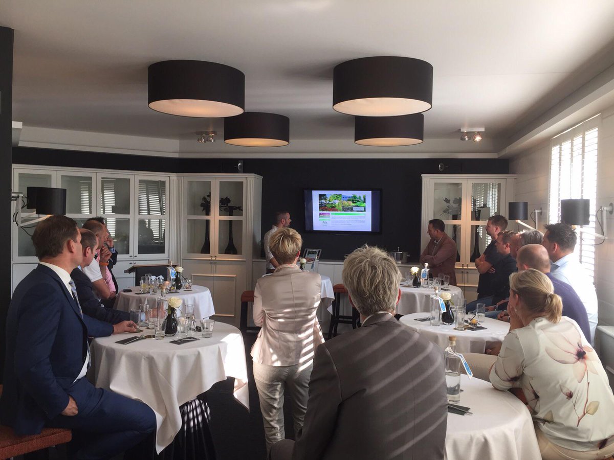 Eerste bijeenkomst Bizculi @NiënsHoreca gestart! Zie ook bizculi.nl <a href="/Viduro/">Viduro</a> <a href="/mannenvan80/">mannenvan80</a> <a href="/LenssenAdvies/">Lenssen Advies</a>