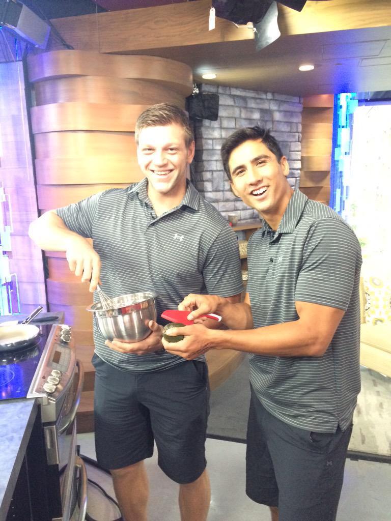 It takes two to make a proper breakfast! <a href="/SeanDukelow/">Sean Duke</a> <a href="/thezoobs12/">Adam Zaruba</a> <a href="/RugbyCanada/">Rugby Canada</a> @canadasevens