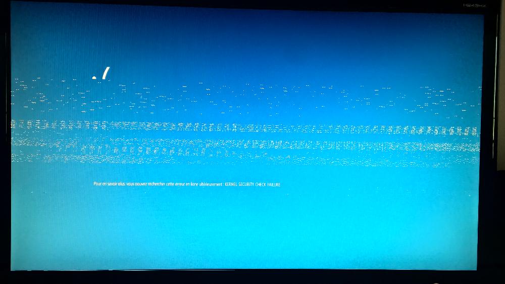 actionthomas's tweet image. Oops :/ #bsod #bugcheck #windows10 #windowsinsiders / cc @gabeaul @windowsinsider