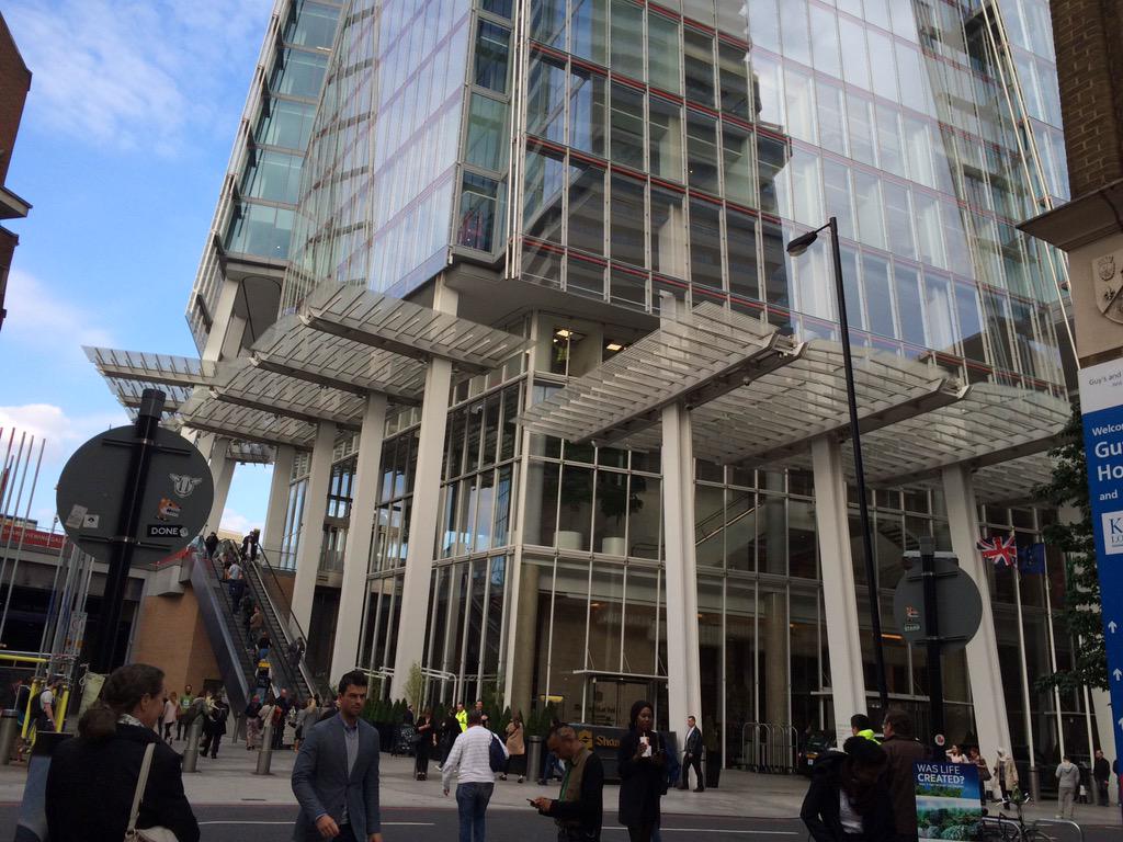 ProntoVista's tweet photo. The Shard 1707 09/09/2015 #London #theshard #realtime #mobileapps #photo #video #iphone #AppStore http://t.co/BGvoqH4KdH