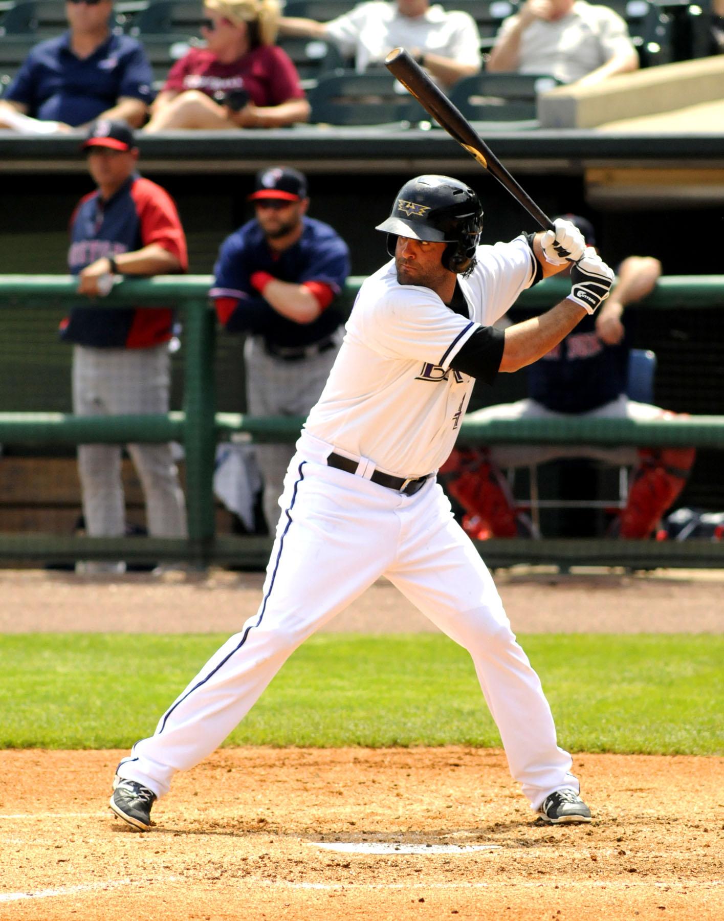 ... and happy birthday to former Redbirds Todd Zeile and Skeets Thomas and former Bats Todd Coffey and Mike Costanzo! 