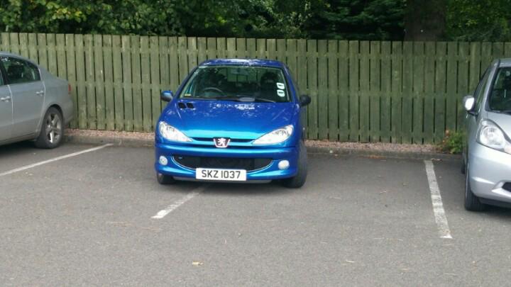 SKZ1037 just being an inconsiderate motorist today in Ballymena!