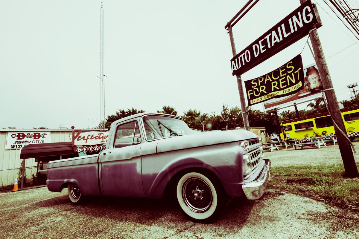 photogarland's tweet photo. Take me back to where the gas is cheap and the cars are pretty. http://t.co/Zlb4a0HYbT
