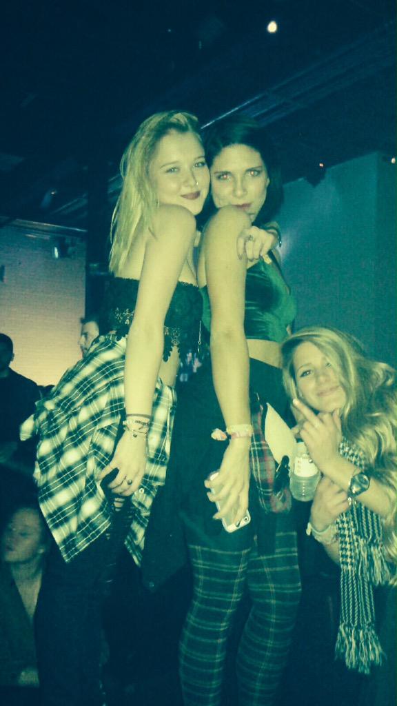 Happy bday lil mama fux sum shit up tonite 