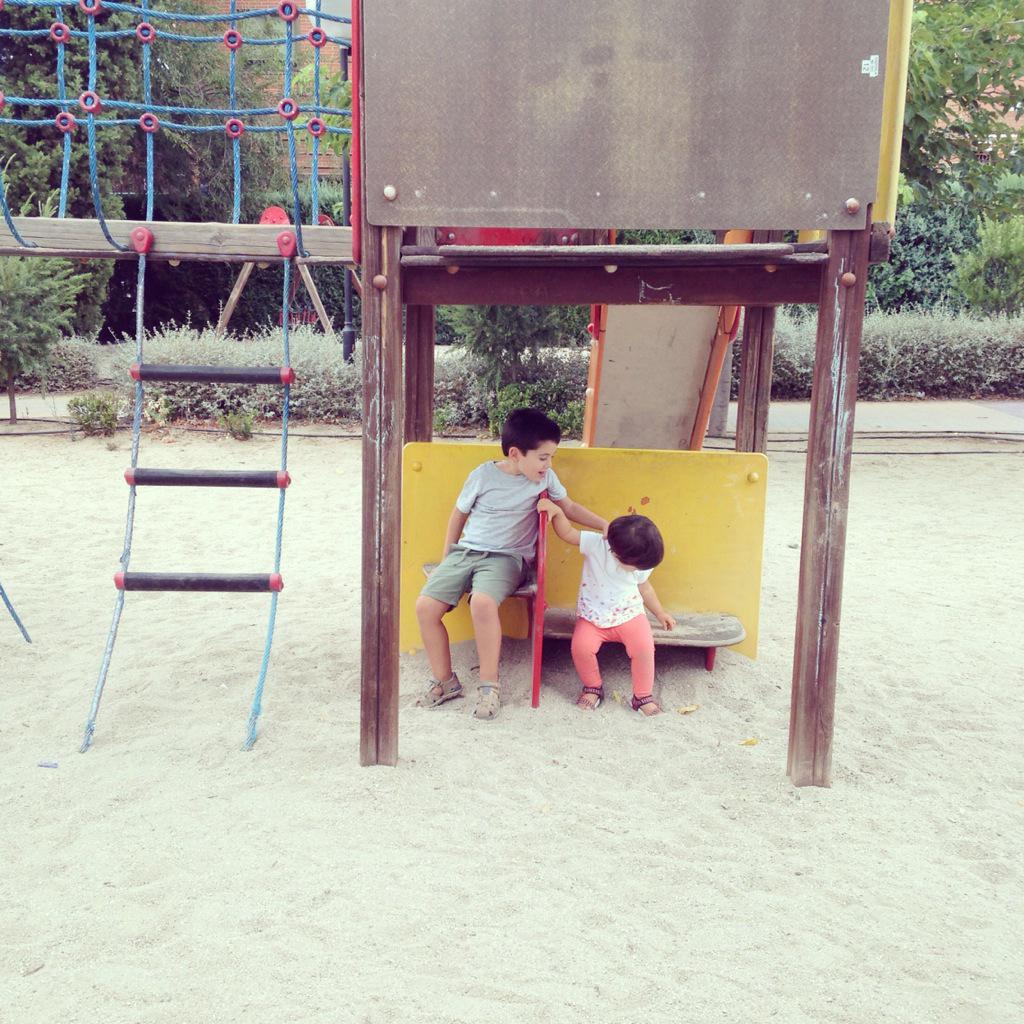 Semillasbaobabs's tweet photo. No se puede decir que se ha vuelto a la rutina hasta que no vuelves al parque... #sdbjukebox http://t.co/XYAwrr5r8p