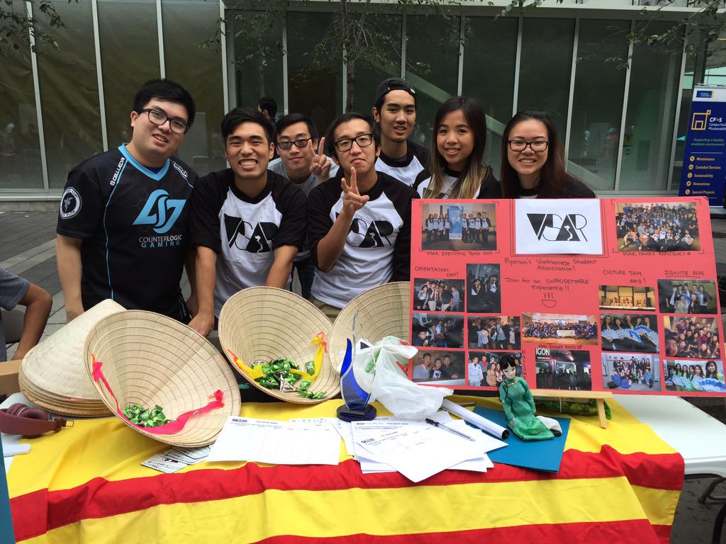 VSARyerson's tweet photo. Visit us at our booth on Gould Street from 11am-4pm and sign up for future events and details! http://t.co/NQFZfh6vAM
