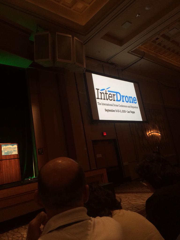 campotec_es's tweet photo. Asistiendo al mayor evento de Drones de NorteAmerica. Campotec at Las Vegas #interdrone http://t.co/NahP9oJoG2