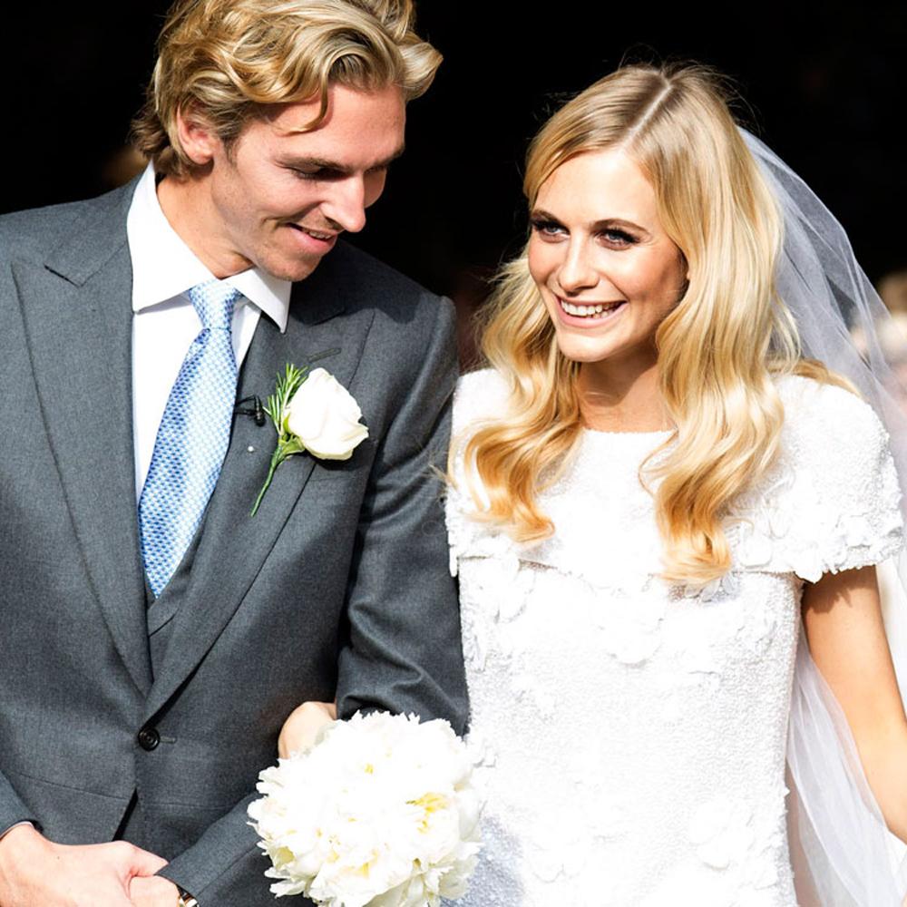 marieclaireuk's tweet photo. #Wedding hairstyles for every bride: http://t.co/eEroOj1uKg http://t.co/jW3jY56b9i