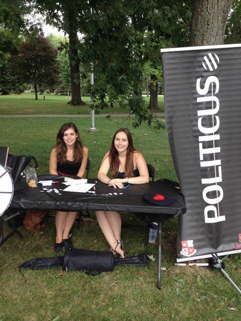 PoliticusJournl's tweet photo. Come join us at queens in the park, play some trivia and win prizes! #queensu #welcomeclassof2019 http://t.co/tc6gF721wR