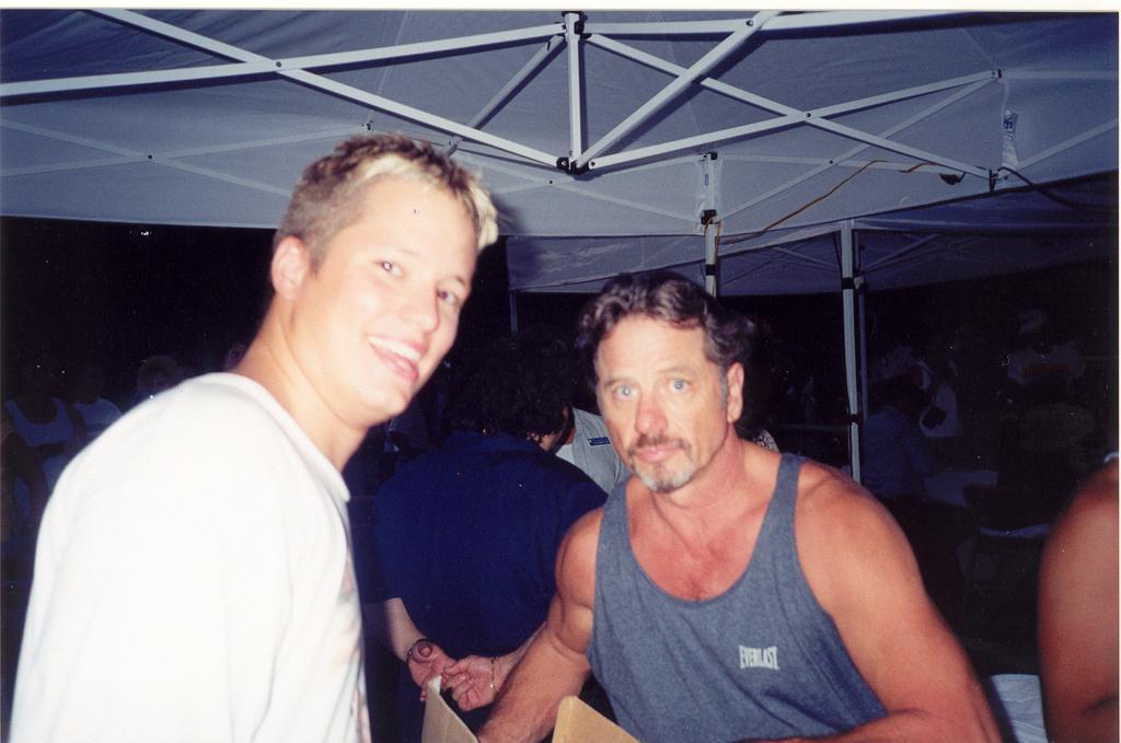 Happy birthday to one of my two favorite Duke Boys. Happy birthday Tom Wopat! (this pic is from 2000) 