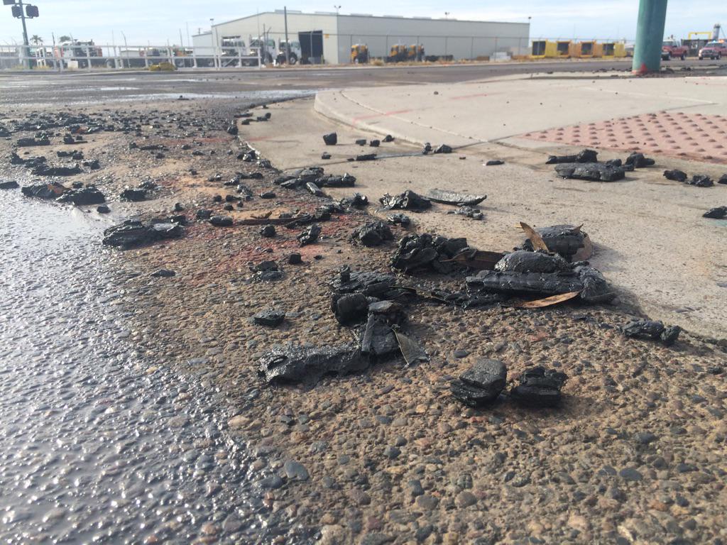 KimTobinNBCLA's tweet image. .@PHXFire tells me debris &amp;amp; chemical filled water flowed blocks away from fire. Cleaning up/working w/ EPA @abc15