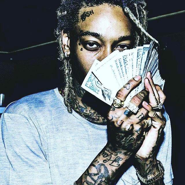 Happy birthday wiz khalifa happy birthday to the king of hippo                                  