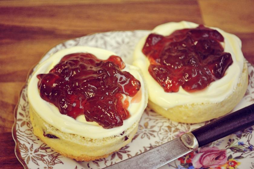 #shropshirehour How do you fancy relaxing right here by the river this wkend in #ironbridge right on your doorstep:)