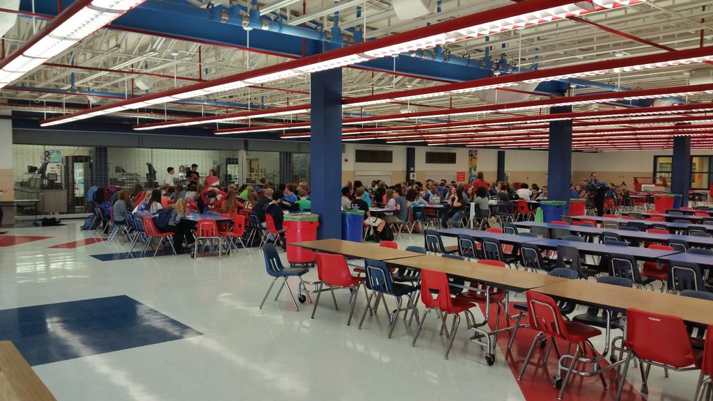 jsemath's tweet photo. 1st Beta Club meeting of 2015-16!!  #LHSBeta #makingadifference #serviceisourmission http://t.co/CAy6kqy7Cp