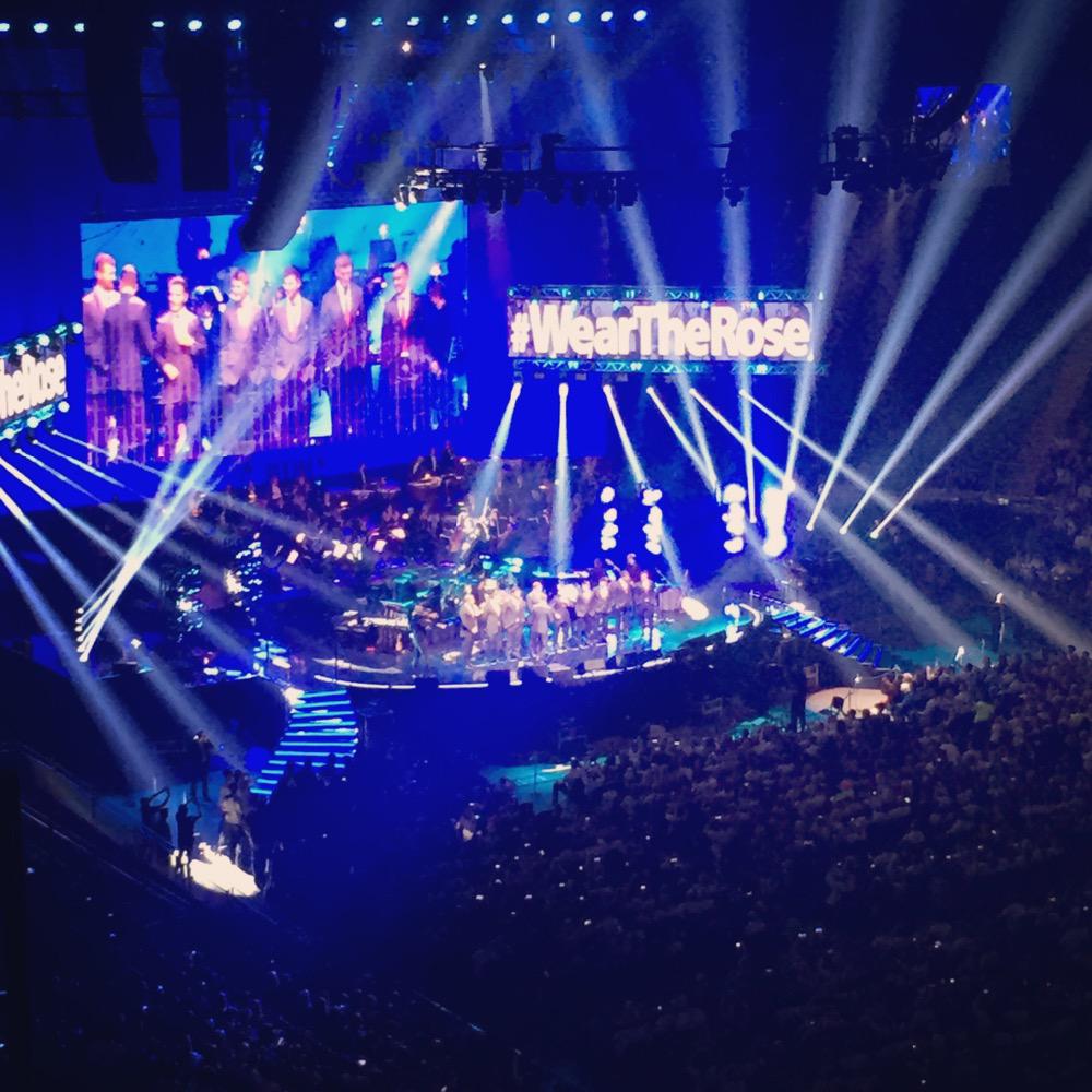 YES LADS #WearTheRose