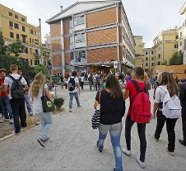 SbullitAction's tweet photo. Scuola: il maggior timore dei genitori è il bullismo http://t.co/e5noBQKiu9 http://t.co/PczNejZunl