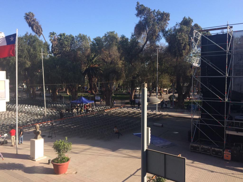 Todo listo para el concierto que #LosJaivas darán a partir de las 20hrs. en el frontis de la Intendencia de #Atacama