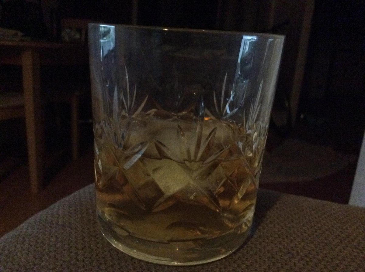 AdamWilton1's tweet photo. Loving the whiskey http://t.co/mlEPFVTfjd