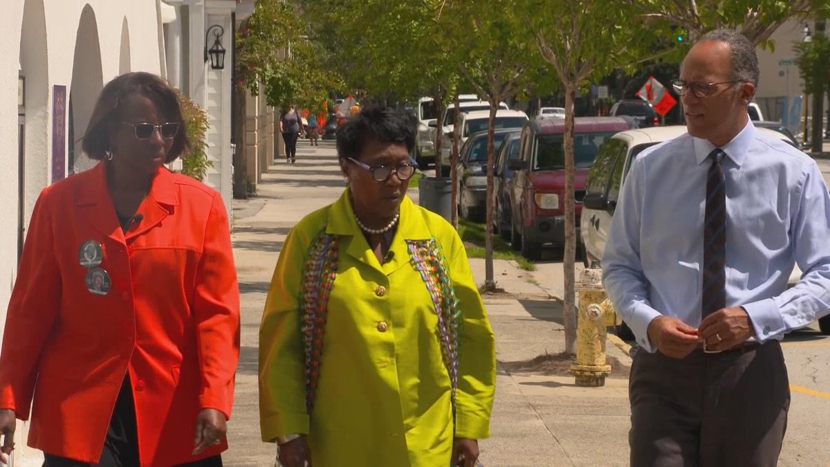 patburkey's tweet photo. EXCLUSIVE: Charleston church survivors recount horror of shooting for first time with @LesterHoltNBC @NBCNightlyNews http://t.co/ii6ZzHPWIk