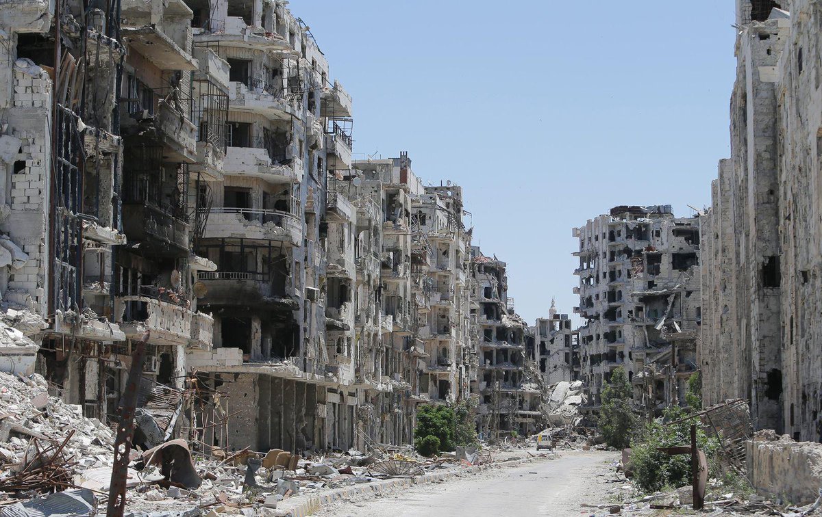 Улица разрушенного города. Хомс Сирия. Эмесса Сирия. Хомс Сирия 2008.