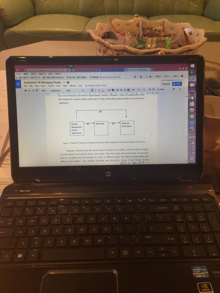 DiweiLu's tweet photo. working on my group assignment！How is urs？@Lanawang625 http://t.co/IGiwIbf1br