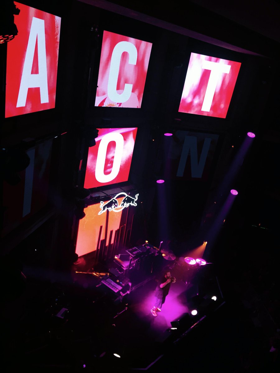 RedBullUK's tweet photo. Oh wow - @ActionBronson take a bow #FutureUnderground http://t.co/PEKCHD6Wze