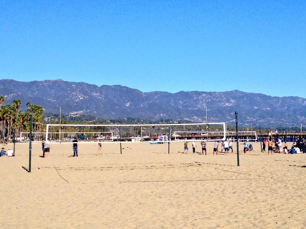 OWCalifornia's tweet photo. I'd rather be at the beach in California.💦 http://t.co/ItGJRY8tgN
