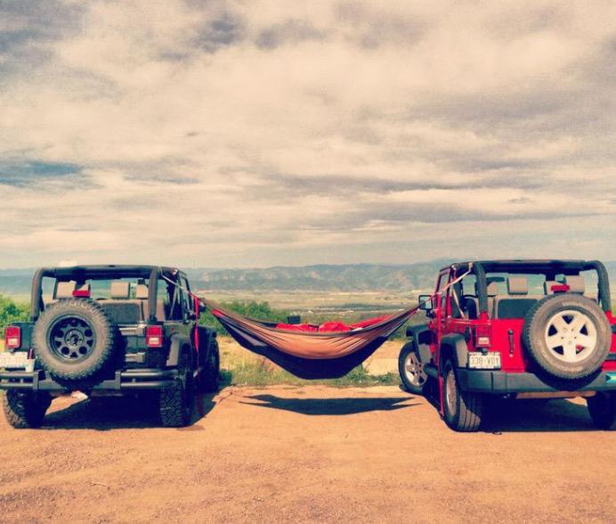 ChillLifeMinds's tweet image. hammock and chill?