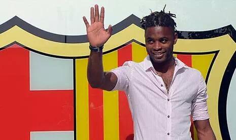 Happy 28th birthday Alex Song!! 