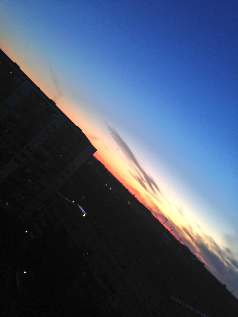 EebzCT's tweet photo. LateNights/EarlyMornings in the #4/12 http://t.co/rvX31h6e5r