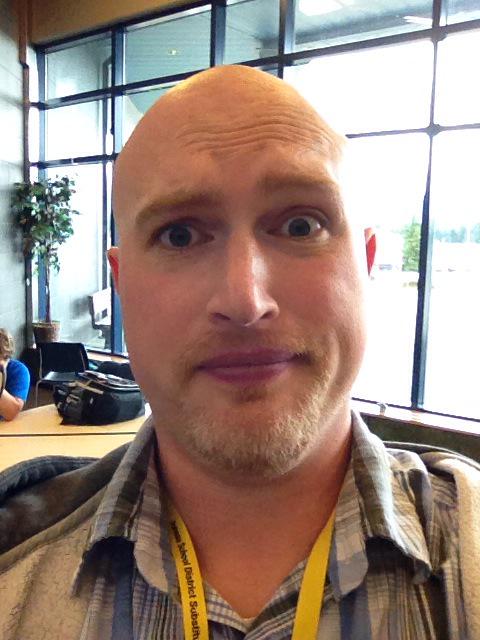 jmictherev's tweet photo. #tmhsfalcons http://t.co/XQe0SEovUx