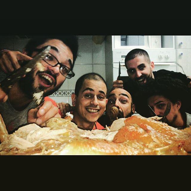 comandokatana's tweet photo. De cenaca guapa en #elcuchitrildelflow con la family katana #enchenta #Comandokatana
#santiagodc http://t.co/1G0ckANu2c