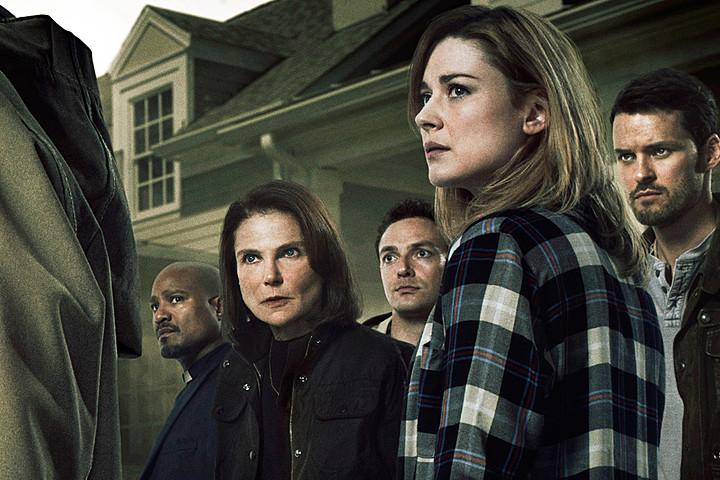 screencrushnews's tweet photo. Three Alexandria residents to become regulars for #TheWalkingDead Season 6: http://t.co/oiW6r62OhB http://t.co/slPQPsIBf5