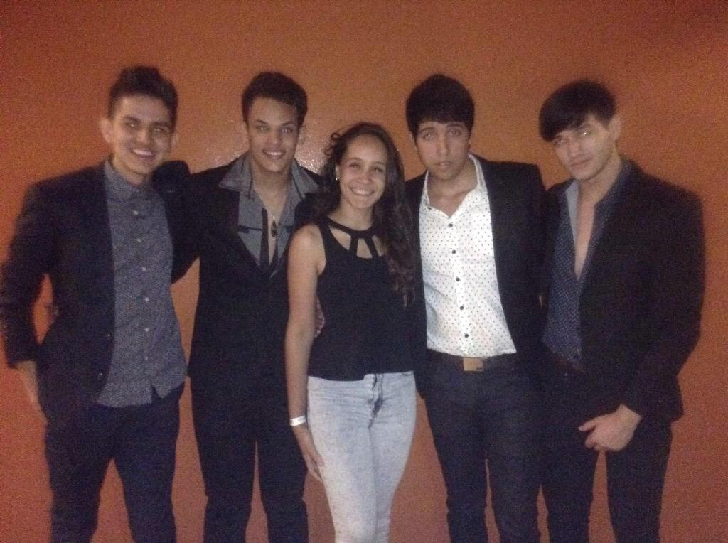 JustOneKind's tweet image. Solo algunas de las #KindenersPower  🙈🙌🏼🙌🏼🙌🏼💕