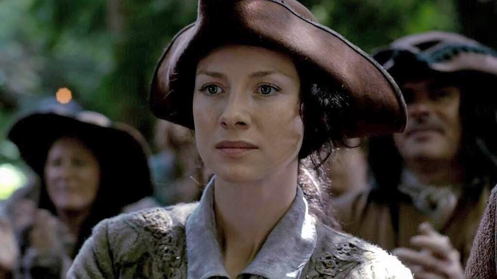 tricornsplease's tweet image. Lastly, the finest of them all, Claire Fraser! Ne'er have we seen a more radiant tricorned beauty! #WCW #Outlander