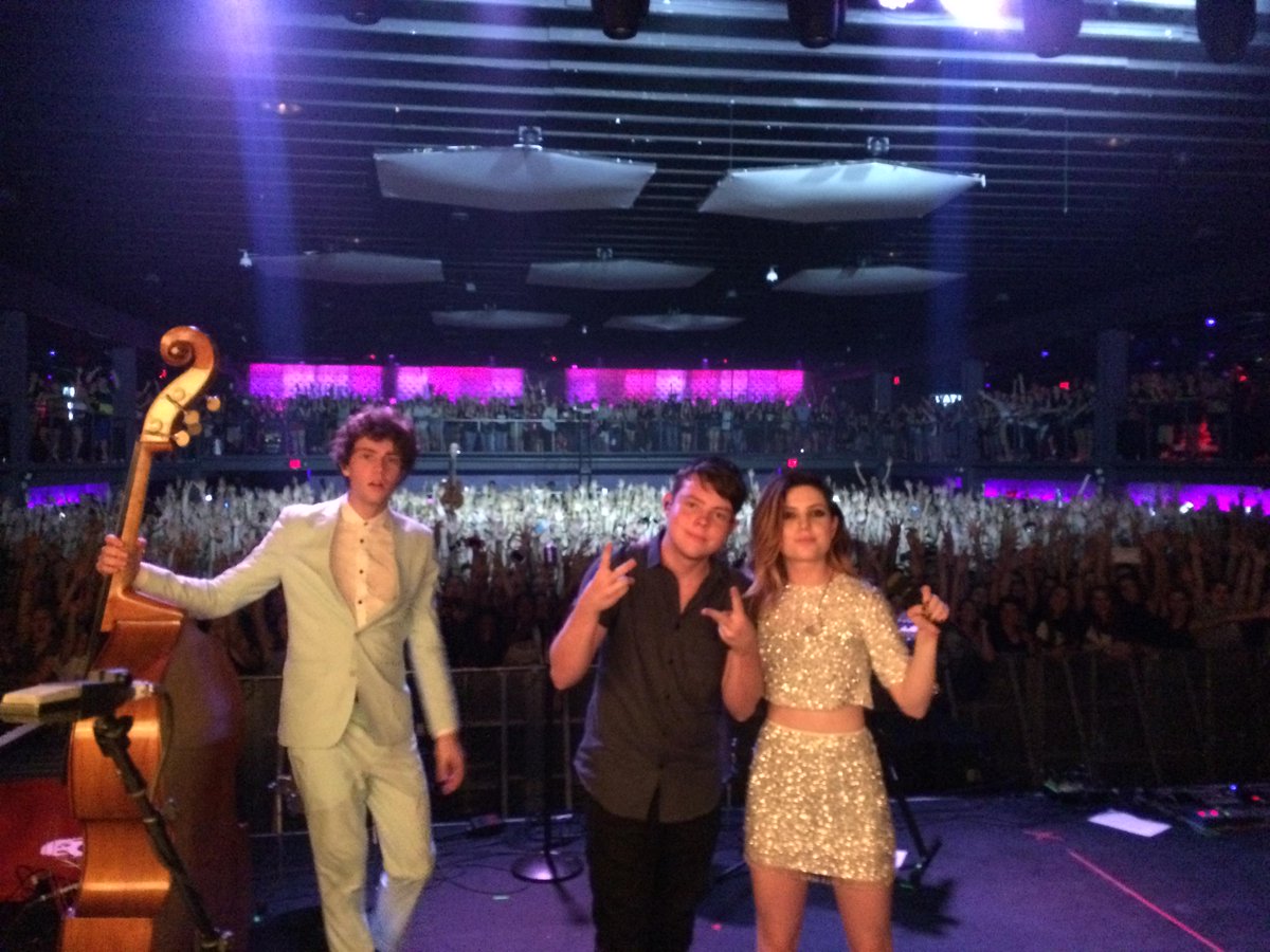 echosmith's tweet image. DC Night #2. You we're SO Fun! #LOVEYOUALL! Big shout out to @twentyonepilots who are slaying!#BlurryfaceTour