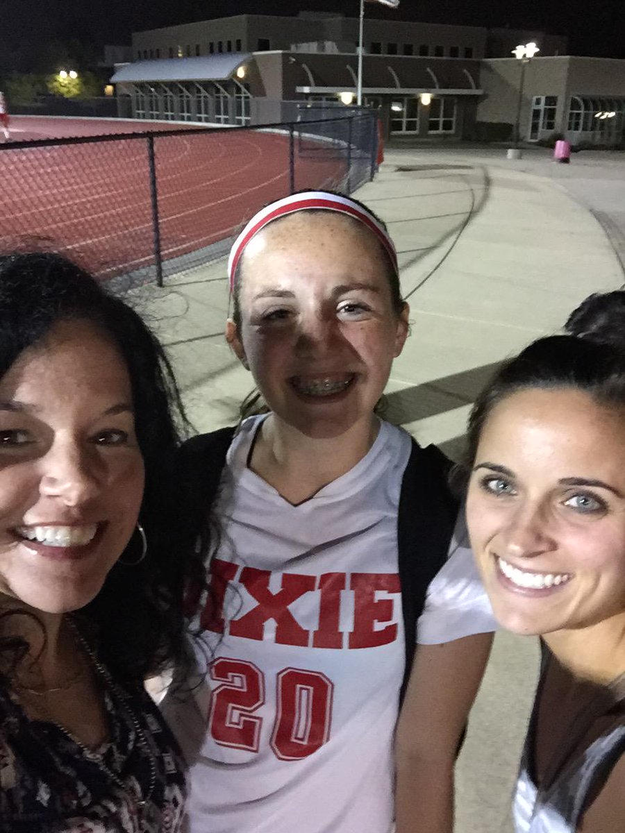 msheather71's tweet photo. We love #sophamore girl Lauren Hudson! #dixiesoccer #lakesideishere #hsm http://t.co/SmaOYq3INR