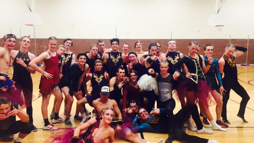 druturkey's tweet image. S/O to my fellow accidents for killing it tonight! #drillbrothers   #brightonaccidents #sípapi #legends #born2dance