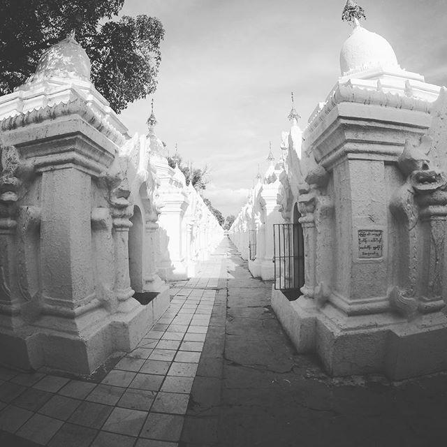 Mandalay #Mandalay #journey #gopro #hero4 #travel #myanmar #learningbytraveling #temple #bhuddism by ladypenpita