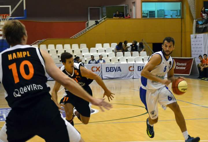 XForcada_fans's tweet photo. Fotos del primer partido de pretemporada (by @CBPrat) http://t.co/xCE4Kvw3IG