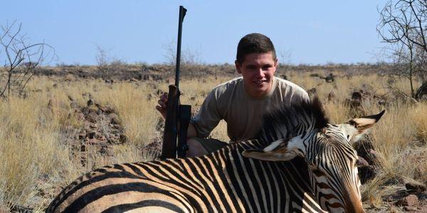 RoxyABananas's tweet photo. PETITION ALERT << EU BAN>> All Trophy Imprts < #DrivenHunt http://t.co/rMc07bUnlW #SaveAfricanAnimals http://t.co/VOF7sEaxna