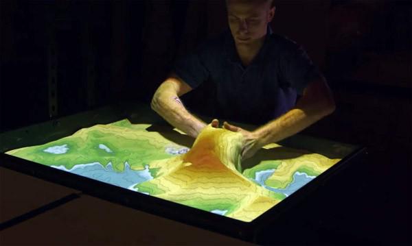Deze high  #tech zandbak is zelfs voor volwassenen leuk ow.ly/S1qgk