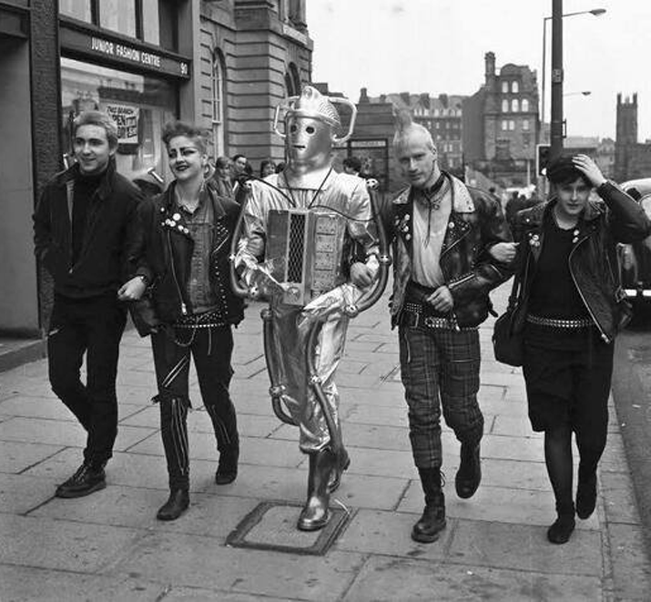 Субкультура рокеры 60-х. Тедди бойз 1950. Битники субкультура 60е. Carnaby street in the 1960s. Стиль кэжуал teddy boys.