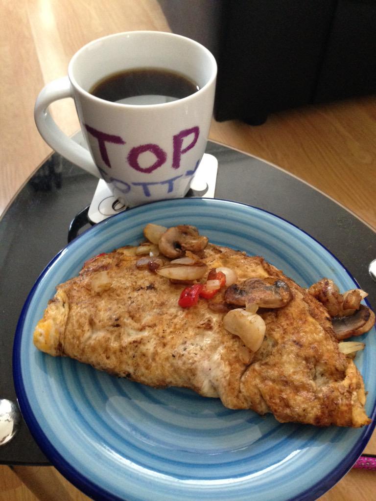 getbusyliving13's tweet image. BREAKFAST: mushroom, pepper &amp;amp; onion omelette with black coffee #4pp #propoints #ww #weightwatchers #breakfastideas
