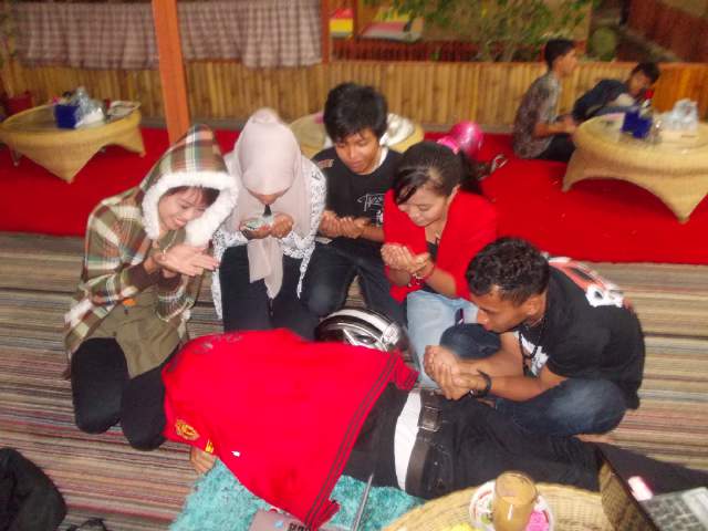 Ini waktu gila gilaaan haaaaa