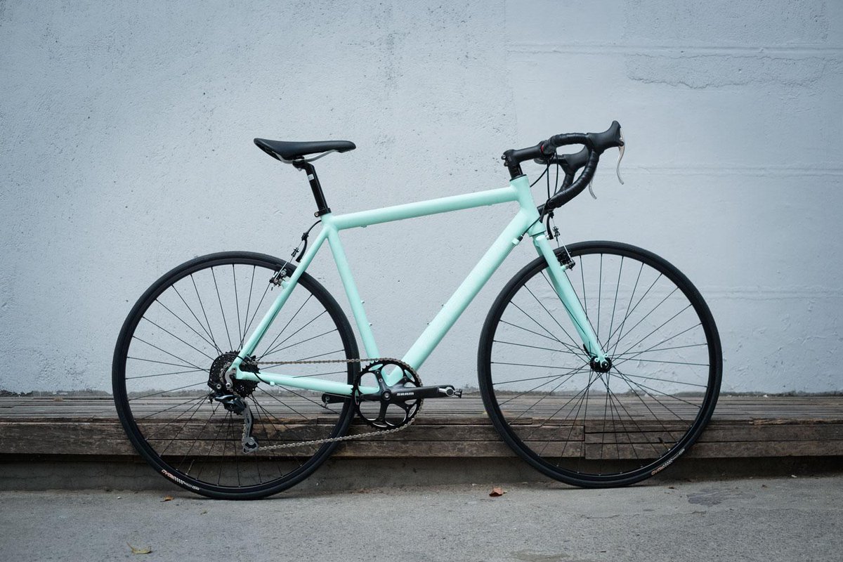 webuildweride's tweet photo. New #prototype from the F5 Workshop! http://t.co/9WSzfftNYC #CX #cyclocross #crossishere #factoryfive #factory5 http://t.co/mjGkIZbHLW