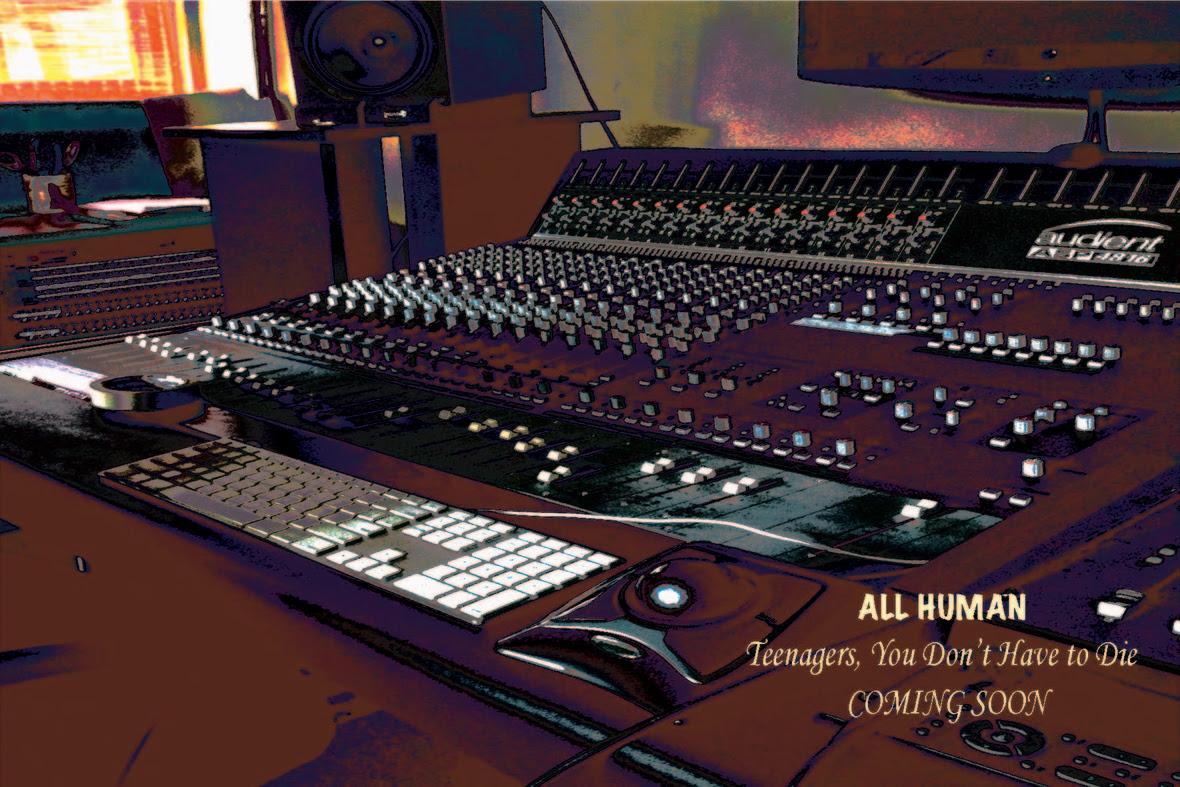SwitchBitchRecs's tweet photo. (.@allhumanmusic) All Human Release “Headless Friends”  // #SwitchBitchNoise // http://t.co/a7lgCr9T5m http://t.co/kzFjqcn3dy